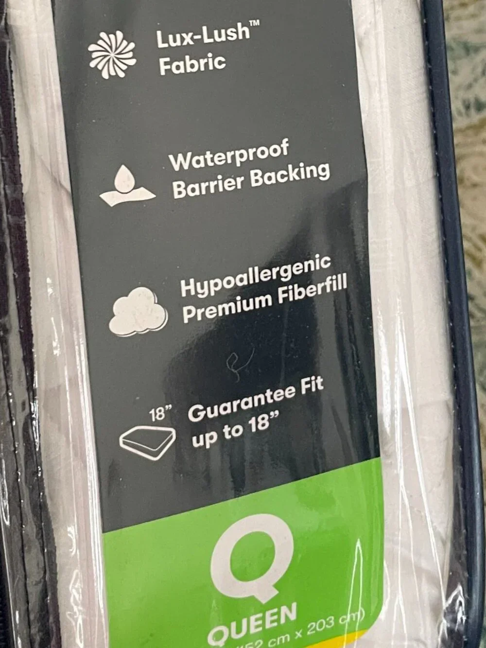 Serta Wonder Comfort queen-size mattress -soft Lux-Lush fabric top-NWT